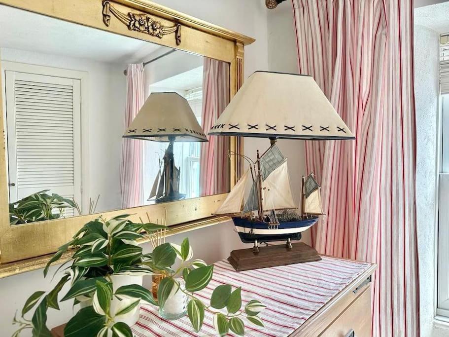 Ship Cottage Tenby Beach 50M Buitenkant foto